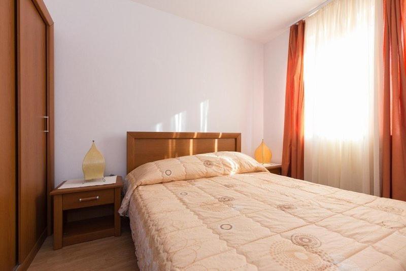 Marija F4 Apartment คิร์ก ภายนอก รูปภาพ