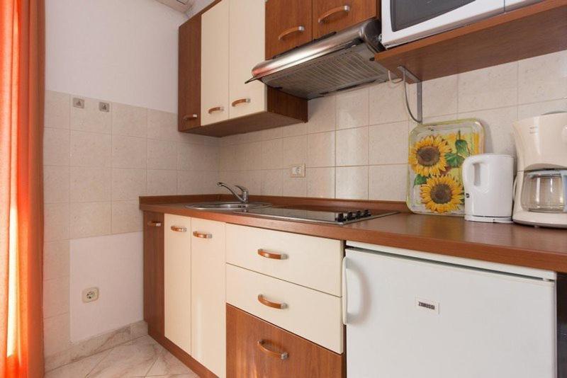 Marija F4 Apartment คิร์ก ภายนอก รูปภาพ