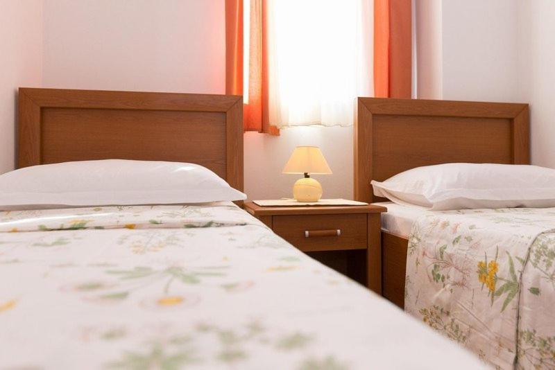 Marija F4 Apartment คิร์ก ภายนอก รูปภาพ